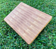 Load image into Gallery viewer, Maple Cutting Board
